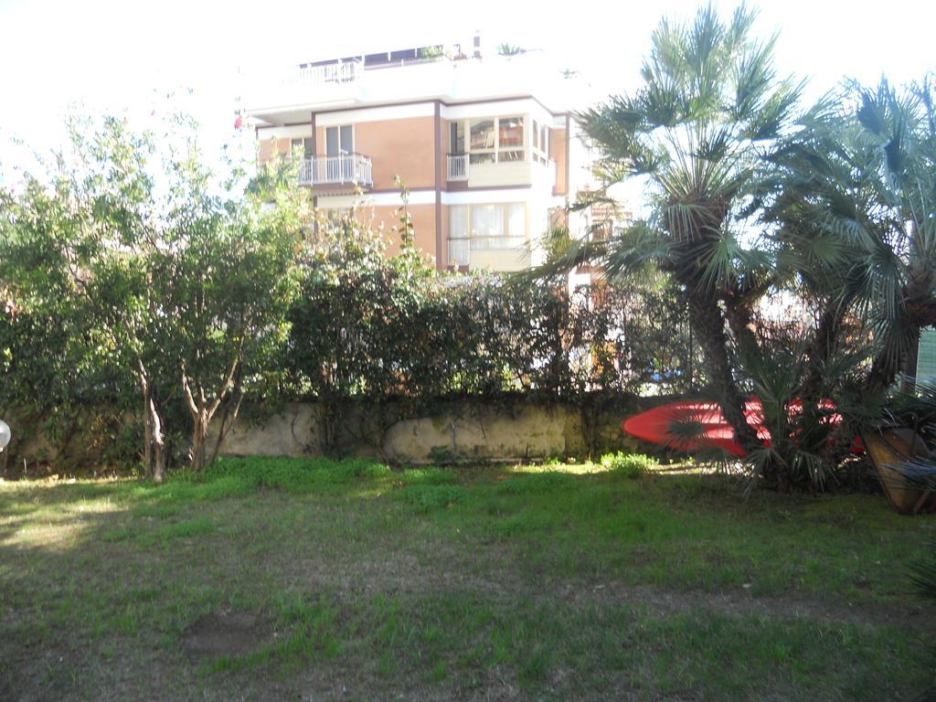 Villa Eleonora Формия Екстериор снимка